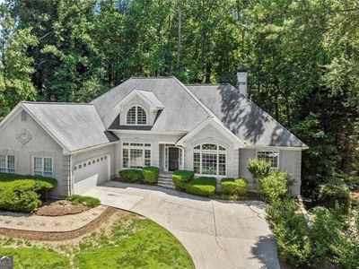 Property at 3600 Goldenrod Dr, Alpharetta, GA