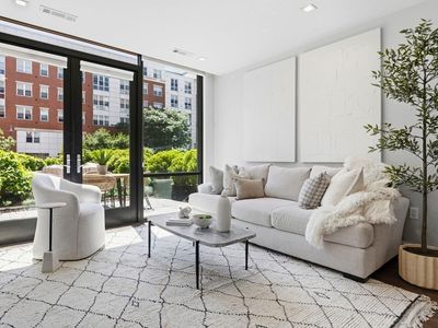 99 Sumner St #101