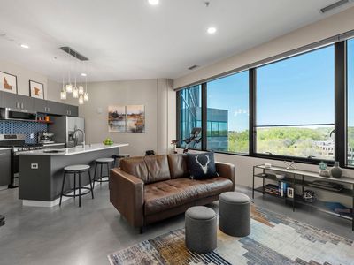 5601 Smetana Dr Unit 618