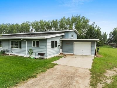 Property at 80 2nd St NW, Surrey, ND