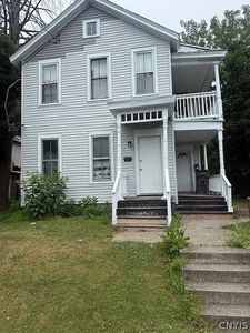 512 W Thomas St