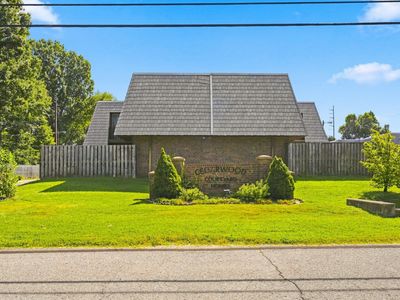 237 Cedarwood Ln