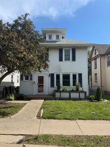 1935 University Ave