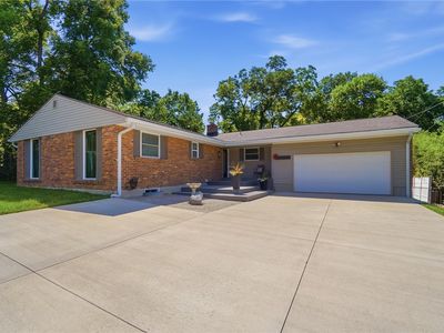 6001 Cindy Dr