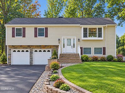 19 Buckingham Drive