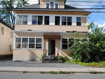 108 Woods Rd