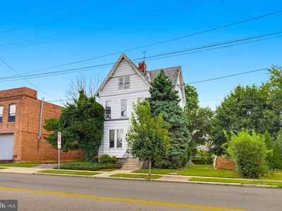936 Linden Ave
