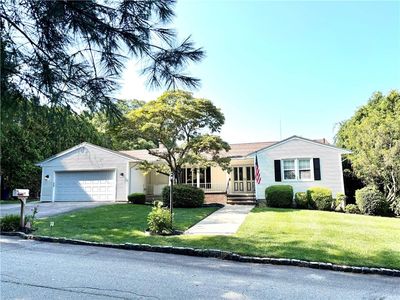 55 Nightingale Ave