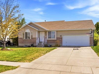 1562 N 2030 W