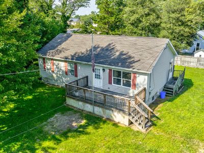 15 Locust Rd