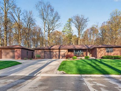 Property at 616 Walnut Dr, Albion, IN