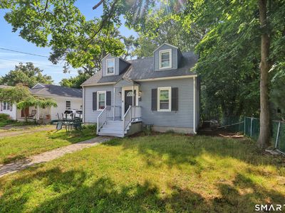 110 Hawthorne Street