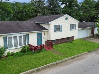 800 Labelle St