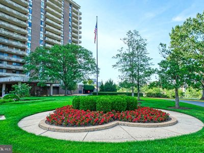 1800 Old Meadow Rd APT 218