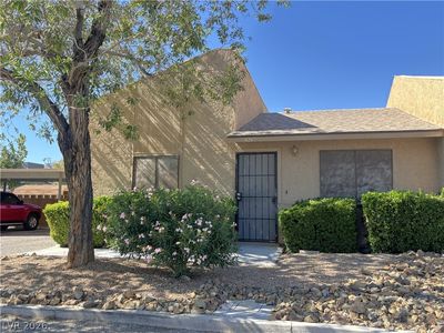 4267 Rollingstone Dr