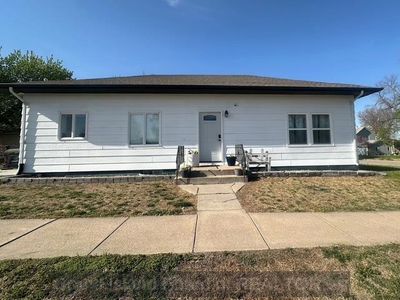 312 Suez St
