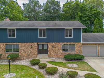 Property at 46 Guildford Dr, Bourbonnais, IL