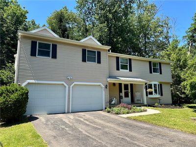 Property at 902 Copperkettle Rd, Webster, NY