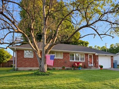 103 Mattis Dr
