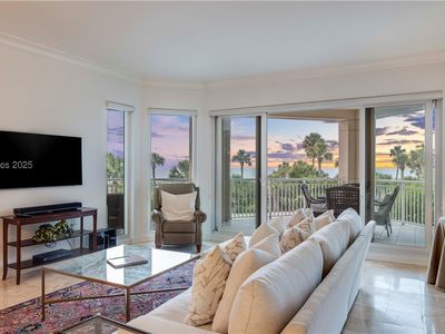 164 S Shore Dr UNIT 205