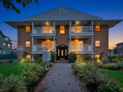301 6th Ave