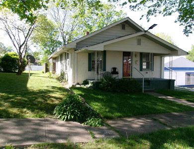 Property at 131 E Mechanic St, Bloomfield, IN