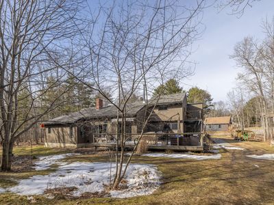 17 William Glen Drive