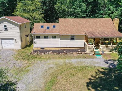 74 Lake Dr