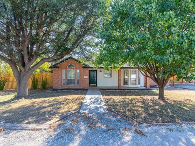 717 Groves Rd