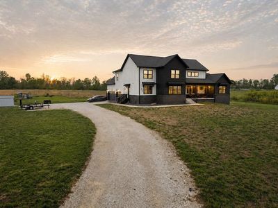 276 W State Road 44
