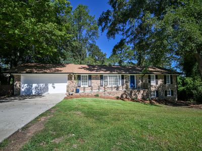 641 Oak Dr NW