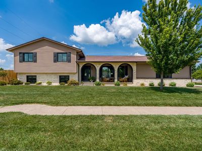 703 Cherry Dr
