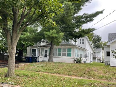 315 E Evers Ave