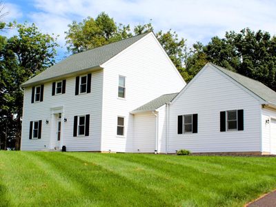 1 Kristine Ln