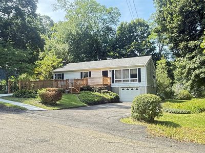9 Michelle Drive