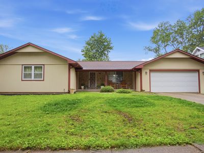 2307 Boudreau Dr
