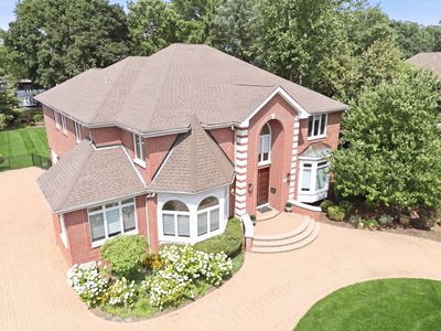 1464 Tyrell Ave