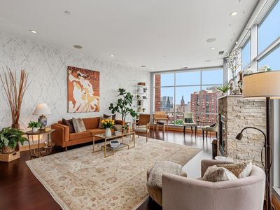 1111 N Marshall STREET #1003