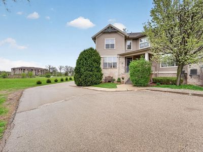 326 E Hill Parkway #10