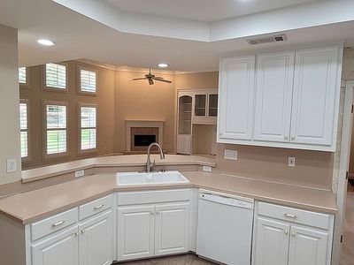 7955 Bridgewater Trce