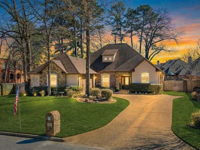 1000 Riverwood Dr