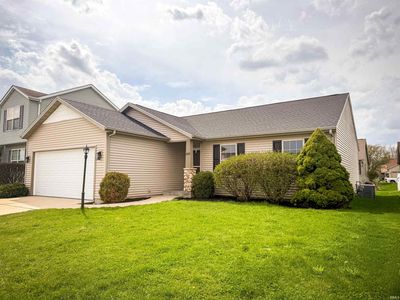 1813 Rambling Rose Ln