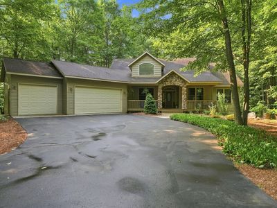 982 Shamrock Ln