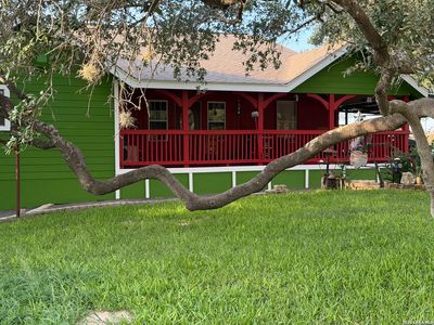 2366 Royal Oaks