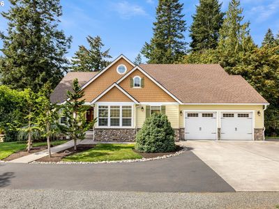 102 NW 164th St