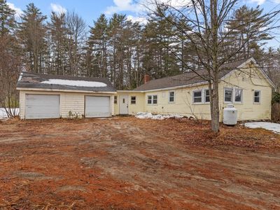 1042 Pequawket Trail