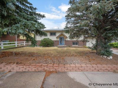 808 Gardenia Dr