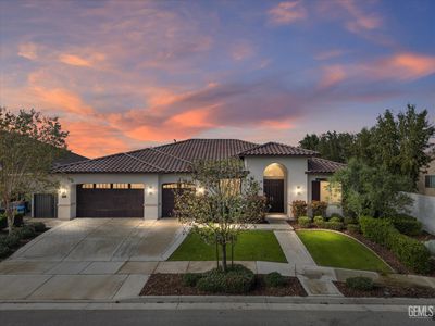 3615 Botanical Dr