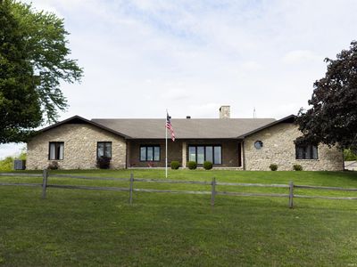 1300 Old Farm Rd