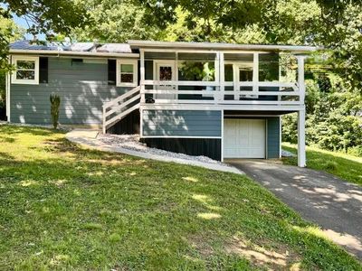 1124 Hixon Ave